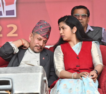स्थापितको आरोप– फुच्चे बालेन शाह अन्तर्राष्ट्रिय ठग रहेछ